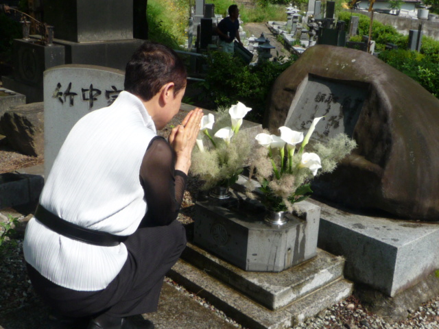 お墓参りH21.6.24.JPG お墓参りH21.6.24.JPG