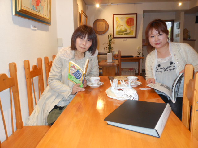 長坂富美子様・久保田公美子様、H24.3.7.JPG 長坂富美子様・久保田公美子様、H24.3.7.JPG
