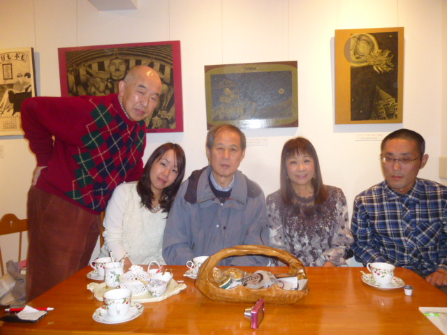 H26.11.30皆様と.JPG H26.11.30皆様と.JPG