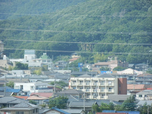 県立中央病院から見えた記念館 県立中央病院から見えた記念館