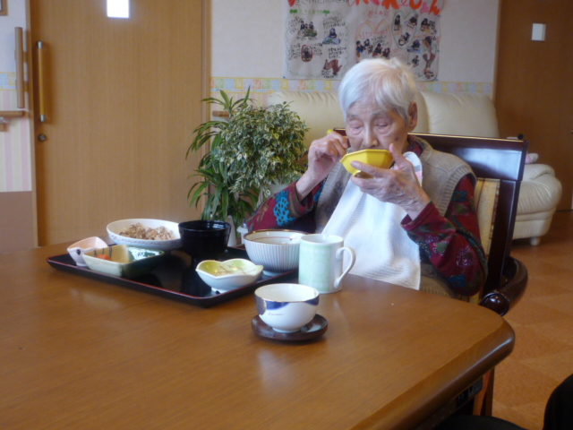 102歳のお誕生日を前にH,21.6.2.JPG 102歳のお誕生日を前にH,21.6.2.JPG