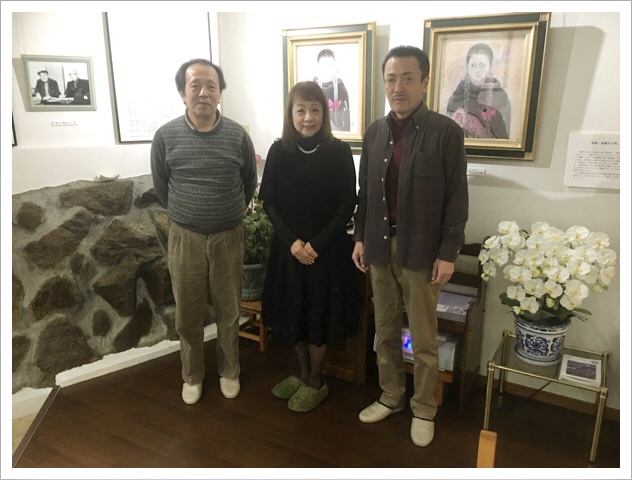 山本様と冨田様と三人で記念写真 山本様と冨田様と三人で記念写真