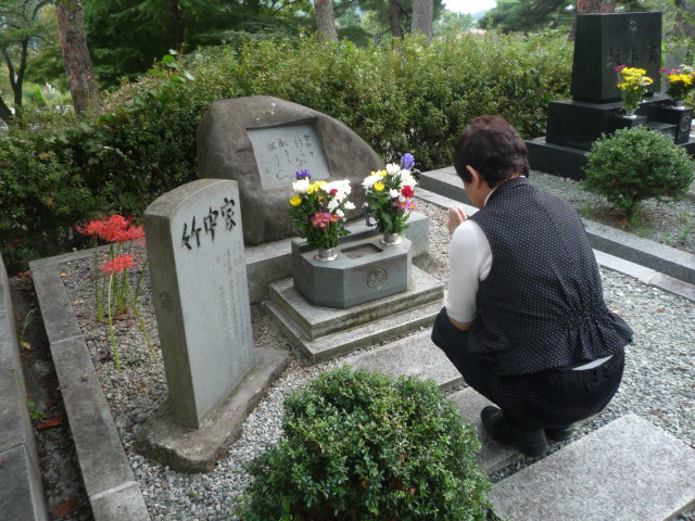 お墓参りH21.9.22.JPG お墓参りH21.9.22.JPG