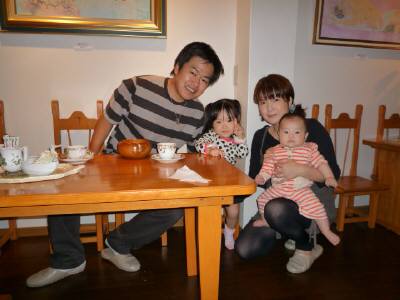 Y様ご家族H22.10.3.JPG Y様ご家族H22.10.3.JPG
